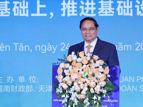 Thủ tướng: Cộng đồng doanh nghiệp là trụ cột quan trọng kết nối kinh tế Việt Nam – Trung Quốc