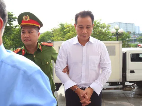 Vì tình nghĩa anh em 20 năm, Hậu "Pháo" cho cựu Phó Bí thư Vĩnh Phúc 500.000 USD và 5 tỷ đồng
