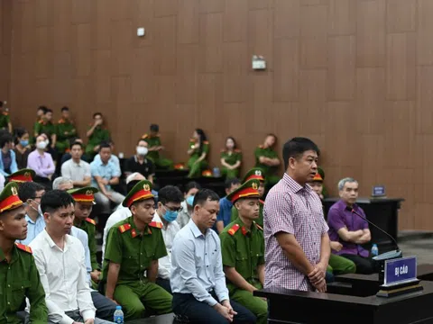 Cựu Chánh Văn phòng Huyện ủy được Hậu "Pháo" cho 700 triệu đồng để mua ô tô