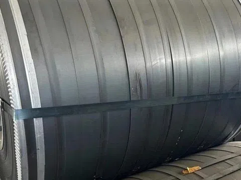 Tăng cường giám sát việc nhập khẩu thép HRC có khổ lớn