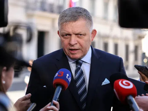 Slovakia chặn gói trừng phạt mới đối với Nga nhưng ủng hộ Ukraine gia nhập EU