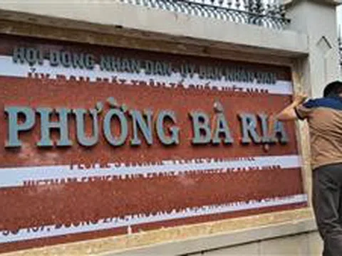 Bà Rịa - Vũng Tàu: Gắn bảng tên phường mới, sẵn sàng vận hành chính quyền hai cấp
