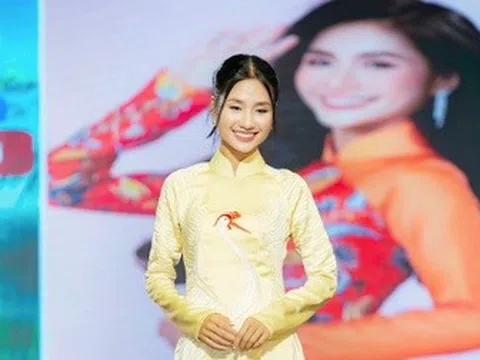 Nguyễn Thanh Hà duyên dáng trình diễn áo dài sau nhiệm kỳ hoa hậu
