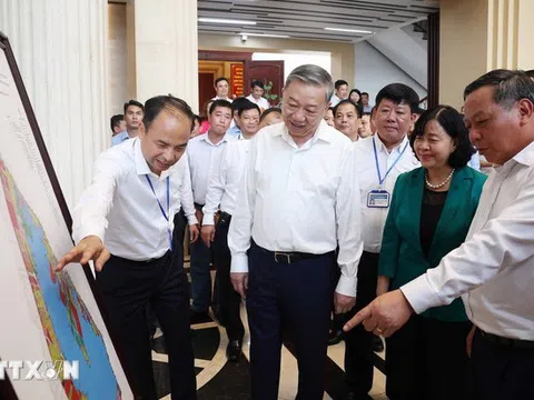 Tổng Bí thư Tô Lâm: Phải chuyển từ tư duy hành chính sang tư duy phục vụ