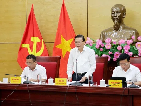 Chủ tịch UBND tỉnh Nghệ An cam kết đồng hành, hỗ trợ doanh nghiệp phát triển bền vững