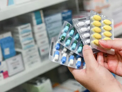 Bỏ sổ khám bệnh, tích hợp kê đơn thuốc vào hồ sơ điện tử