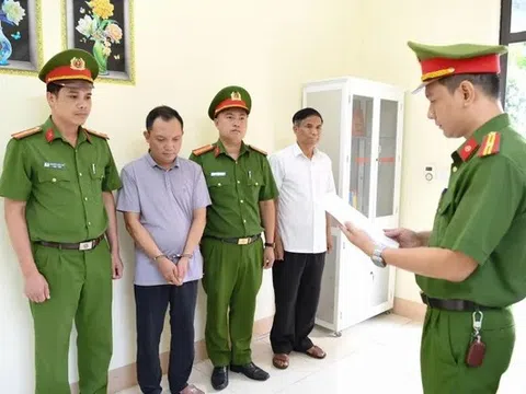Bắt giám đốc Công ty Athena sản xuất kem chống nắng, mỹ phẩm giả