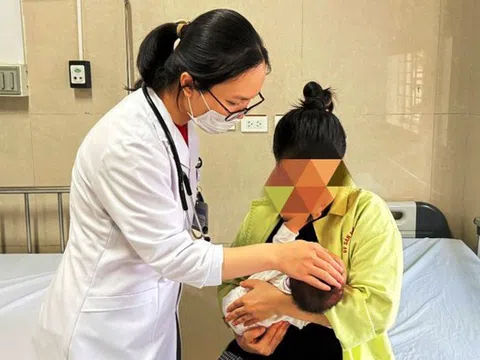 Bé 1 tháng tuổi ngộ độc sái thuốc phiện