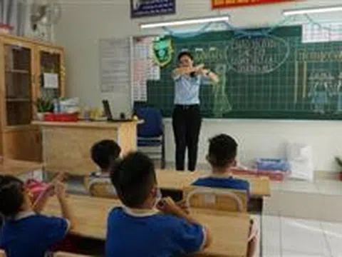 Nghị quyết về miễn, hỗ trợ học phí cho trẻ mầm non, học sinh phổ thông