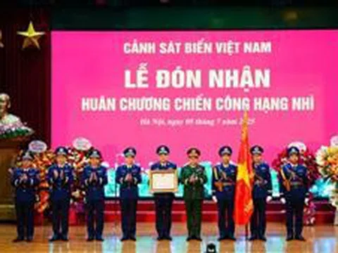 Cảnh sát biển Việt Nam đón nhận Huân chương Chiến công hạng Nhì