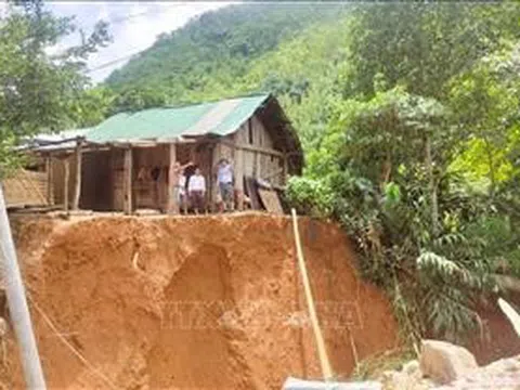 Nguy cơ lũ quét, sạt lở đất tại Nghệ An và Lâm Đồng