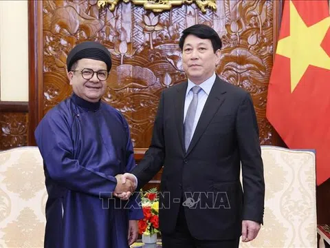Chủ tịch nước Lương Cường tiếp Đại sứ Chile đến chào từ biệt