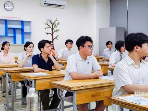 Hàng loạt đại học công bố điểm sàn xét tuyển, thí sinh cần lưu ý gì?