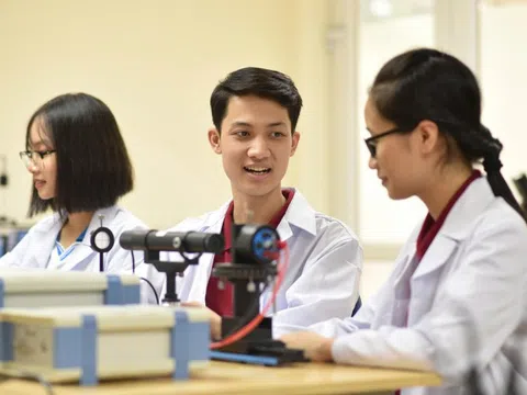380 học sinh có thành tích "khủng" được tuyển thẳng vào Đại học Bách khoa Hà Nội