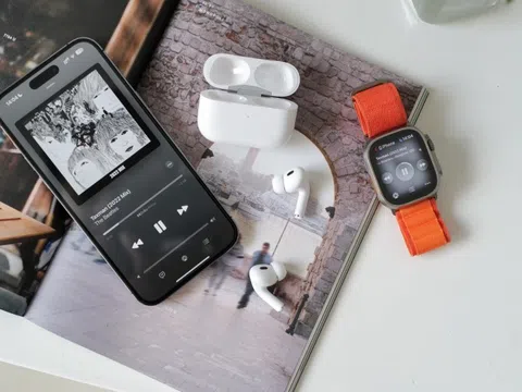 Apple chính thức “mở khoá” 2 tính năng này cho người dùng AirPods và Watch tại Việt Nam