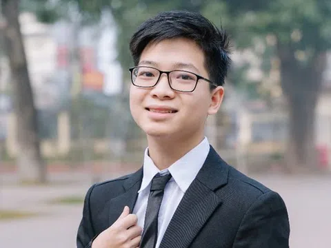 Nam sinh trường "làng" lập kỳ tích: Thủ khoa cả hai kỳ thi lớn