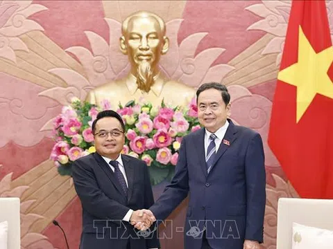 Chủ tịch Quốc hội Trần Thanh Mẫn tiếp Chủ tịch Kiểm toán Nhà nước Lào