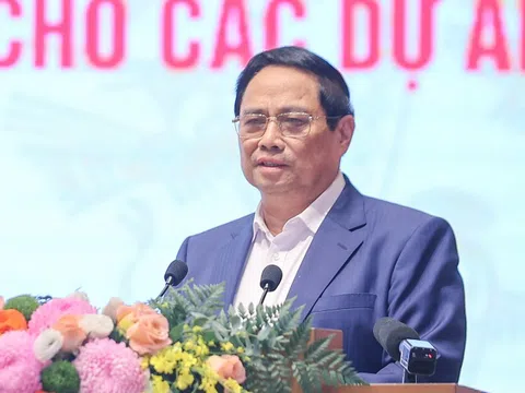 Thủ tướng: Tháo gỡ vướng mắc cho gần 3.000 dự án tồn đọng với tinh thần '6 rõ'