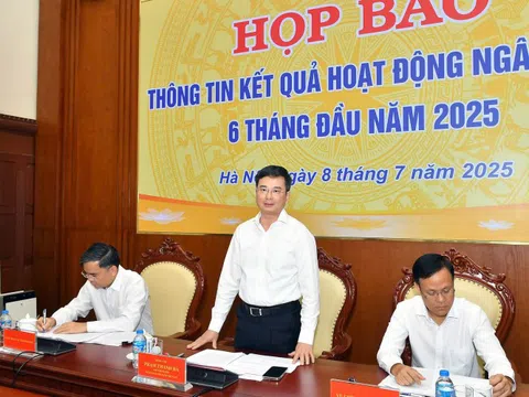 Tín dụng tăng cao nhất trong nhiều năm, tập trung vào động lực tăng trưởng