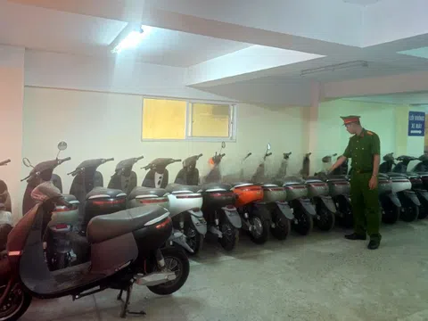 Phát hiện cửa hàng kinh doanh xe điện có dấu hiệu buôn hàng giả