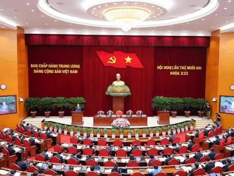 Khai mạc Hội nghị Trung ương 12