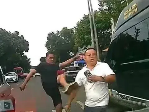 Xác minh clip tài xế đánh người