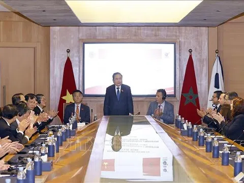 Chủ tịch Quốc hội dự tọa đàm về chính sách thúc đẩy hợp tác Việt Nam - Morocco