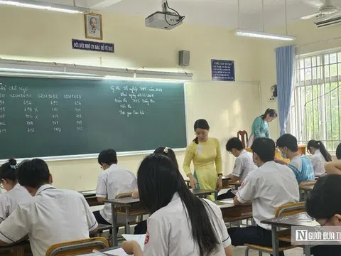 Có nên cấm sử dụng điện thoại trong trường học?