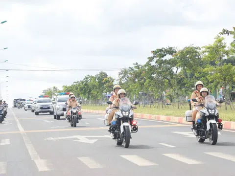 Đắk Lắk ra quân đảm bảo an toàn giao thông với phương châm "không có vùng cấm, không có ngoại lệ"