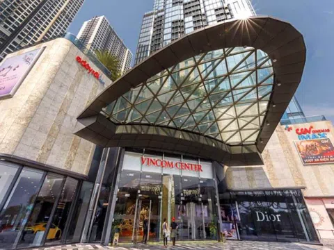 Vincom Retail (VRE): Lợi nhuận 6 tháng đạt 2.316 tỷ đồng, tăng trưởng nhờ mảng cho thuê