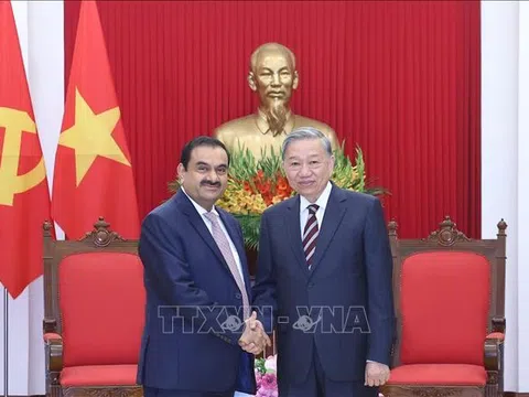 Tổng Bí thư Tô Lâm tiếp Chủ tịch Tập đoàn Adani Ấn Độ