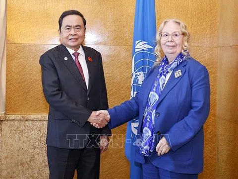 Chủ tịch Quốc hội Trần Thanh Mẫn gặp Tổng Giám đốc Văn phòng Liên Hợp Quốc tại Geneva
