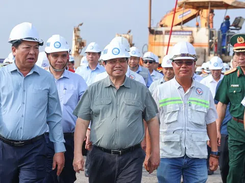 Thủ tướng lần thứ 8 kiểm tra sân bay Long Thành, yêu cầu cơ bản hoàn thành vào 19/12/2025