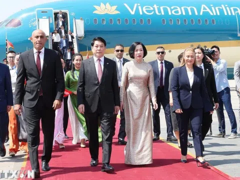Chủ tịch nước Lương Cường bắt đầu chuyến thăm cấp Nhà nước Cộng hòa Ai Cập