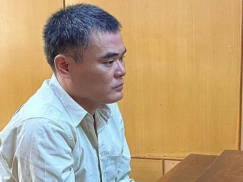 Tử hình “đại bàng buồng giam” đá chết bạn tù