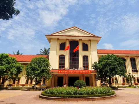 Hoan hô tỉnh ủy Nghệ An