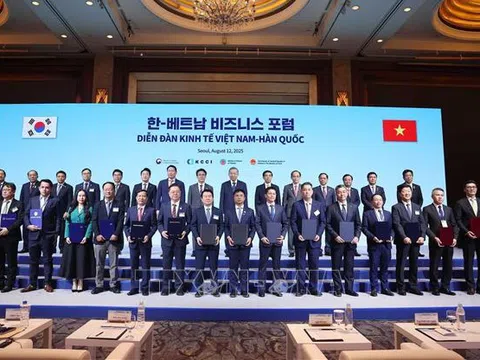 Tổng Bí thư Tô Lâm và Thủ tướng Hàn Quốc chứng kiến lễ trao các thỏa thuận hợp tác