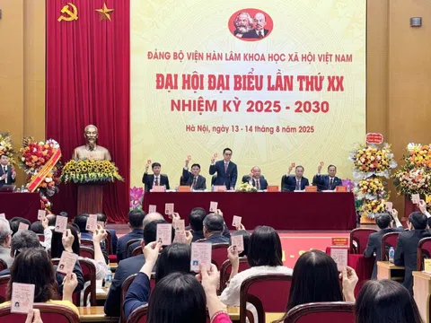 Phát huy vai trò trung tâm nghiên cứu khoa học xã hội và nhân văn hàng đầu