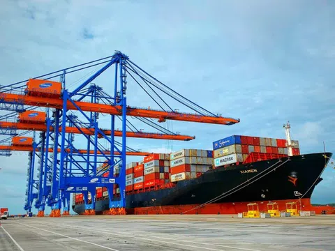 Gemadept (GMD): Lợi nhuận 7 tháng vượt kế hoạch, sắp 'hái quả ngọt' từ siêu cảng Nam Đình Vũ