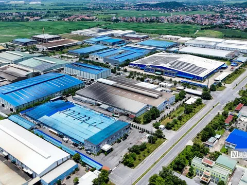 Những cú "bắt tay" tỷ USD đưa Việt Nam thành trung tâm điện tử thế giới