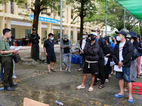 31 công dân Lâm Đồng được Campuchia trao trả: Không được dùng điện thoại, bị giám sát chặt
