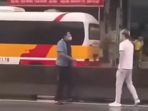 Hà Tĩnh: Công an vào cuộc vụ tài xế xe buýt rượt hành khách trên đường