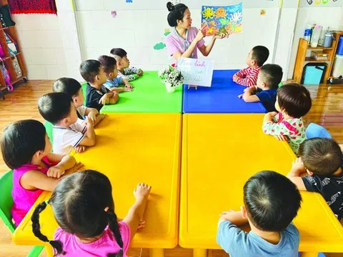 Việt Nam thiếu gần 48.000 giáo viên mầm non, cú hích nào để khơi thông "điểm nghẽn"?