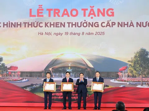 EVN, EVNNPT nhận Huân chương Lao động với công trình 500 kV mạch 3