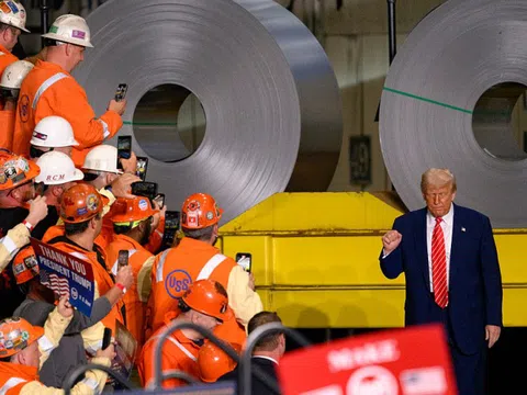 Diễn biến mới về thuế quan của ông Trump đối với thép, nhôm