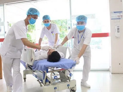 Mỗi bệnh viện chuẩn bị 2 đội cấp cứu lưu động, ứng phó kịp thời bão số 5