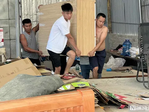 Nghệ An: Người dân miền núi chạy đua với bão, di dời tài sản đến nơi an toàn