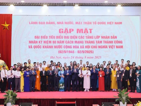 Lãnh đạo Đảng, Nhà nước gặp mặt đại biểu tiêu biểu đại diện các tầng lớp nhân dân