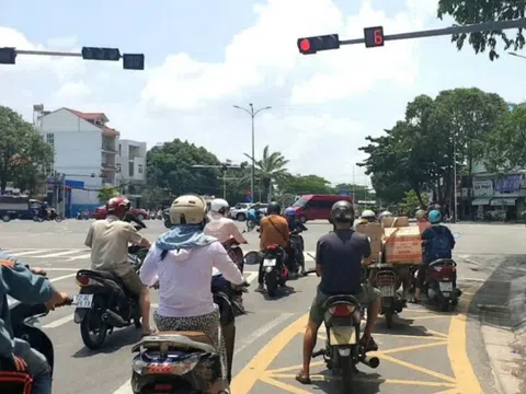 Phạt tới 22 triệu đồng nếu rẽ phải khi đèn đỏ, CSGT chỉ ra các trường hợp được phép