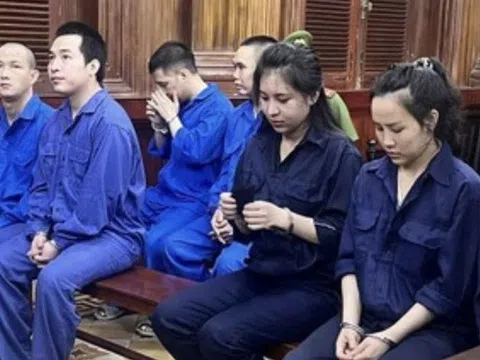 Tức tối vì tình cũ có người mới, nữ bị cáo kéo cả nhóm bạn vô...tù